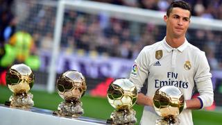 Cristiano Ronaldo ofreció su cuarto Balón de Oro al público del Bernabéu