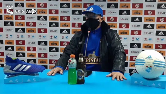 Roberto Mosquera brindó una conferencia de prensa virtual tras la primera semana de entrenamientos de Sporting Cristal. (Foto: CristalTV)