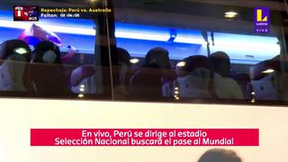 Con toda la actitud: los pasos de Lapadula en el bus que dirige la bicolor al Perú vs. Australia [VIDEO]