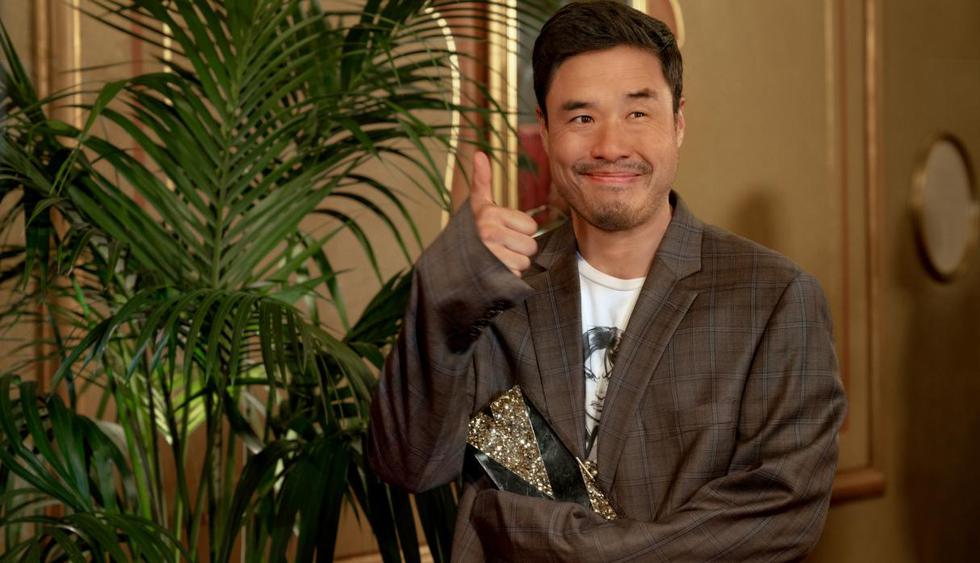 El actor que alcanzó la fama internacional con su papel de Neo en la cinta "Matrix" de 1999.(Fotos: Capturas de pantalla)