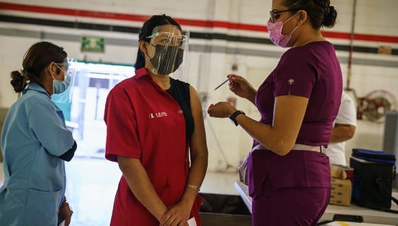 Vacuna COVID-19: cómo registrarte y cuáles son los requisitos para inocularte en México (Foto: Getty Images).