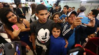 Todos lo quieren: Edison Flores llegó a Lima y tuvo caluroso recibimiento [FOTOS]
