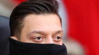 Emery no lo quiere más: Özil podría salir cedido del Arsenal rumbo a la Serie A de Italia