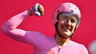 Richard Caparaz se lleva el Giro de Italia: Ecuador celebra el título de su ciclista