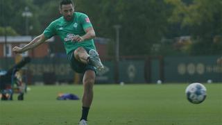 Claudio Pizarro puso a prueba su precisión con la pelota en Alemania para el videojuego FIFA 2020 [VIDEO]