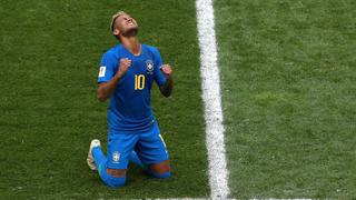 Neymar rompió en llanto tras vencer a Costa Rica y tuvo que ser ayudado por sus compañeros [VIDEO]