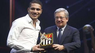 La cereza del pastel: Paolo Guerrero fue elegido como el mejor jugador del Torneo Carioca