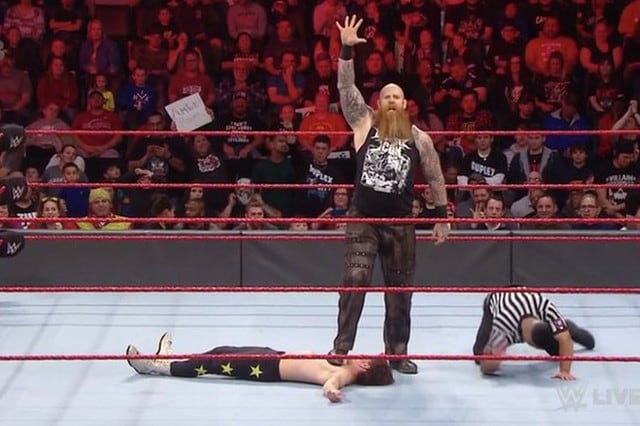 Erick Rowan venció a KJ Orso. (Foto: WWE)