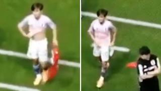 ¡Falta de respeto! Kubo arrojó camiseta de la Selección Peruana al piso y se marchó