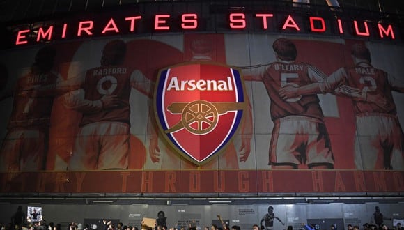 Los hinchas de Arsenal se mostraron en contra de los directivos tras el intento por pertenecer a la Superliga. (Foto: AFP)