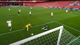 Grosero error de Sevilla: entre Vinicius y Bono le dieron el primer gol al Real Madrid en el Sánchez Pizjuán [VIDEO]