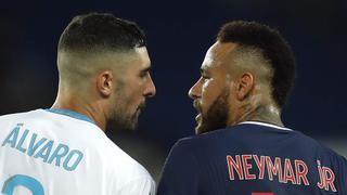 Siguieron en la madrugada: Neymar y Álvaro González ‘amanecieron’ intercambiando más ‘golpes’