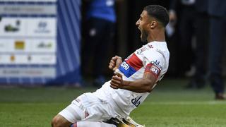 Están los goles buenos, los golazos y luego esta 'joya' deNabil Fekir con el Lyon [VIDEO]
