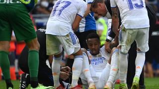 Problemas para el Real Madrid: Militao se lesionó con Brasil y es duda para el Clásico