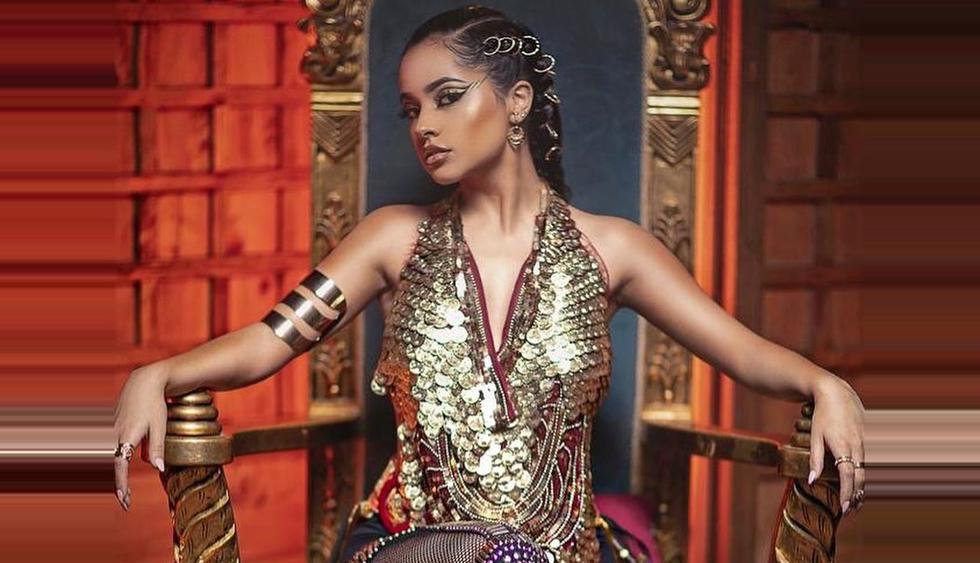 Becky G cumplió su sueño de interpretar el himno de Estados Unidos en el estadio de los Dodgers. (Foto: @iambeckyg)