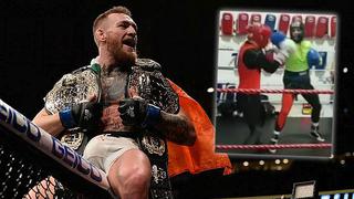 ¿Piensa en Mayweather? Conor McGregor sigue perfeccionando su boxeo (VIDEO)