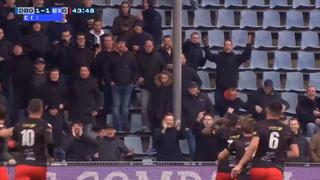 Insultos racistas lo hicieron llorar, se detuvo partido en Holanda y respondió a la tribuna con un golazo [VIDEO]