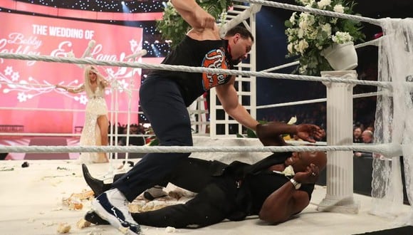 La boda entre Bobby Lashley y Lana no se realizó porque fue interrumpida por Rusev y Liv Morgan. (Foto: WWE)