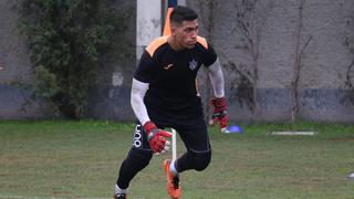 Le dejaron alta la valla: Pedro Ynamine, portero de San Martín de 19 años, debutó ante Binacional