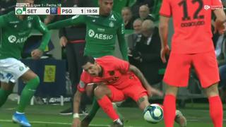 Le costó la amarilla: la dura falta de Miguel Trauco contra Di María en el PSG-Saint-Etienne [VIDEO]