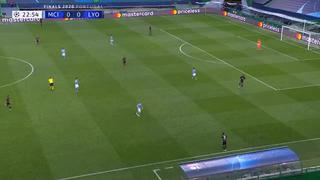 Gol con suspenso: Cornet definió de gran forma y adelantó al Lyon vs. Manchester City [VIDEO]