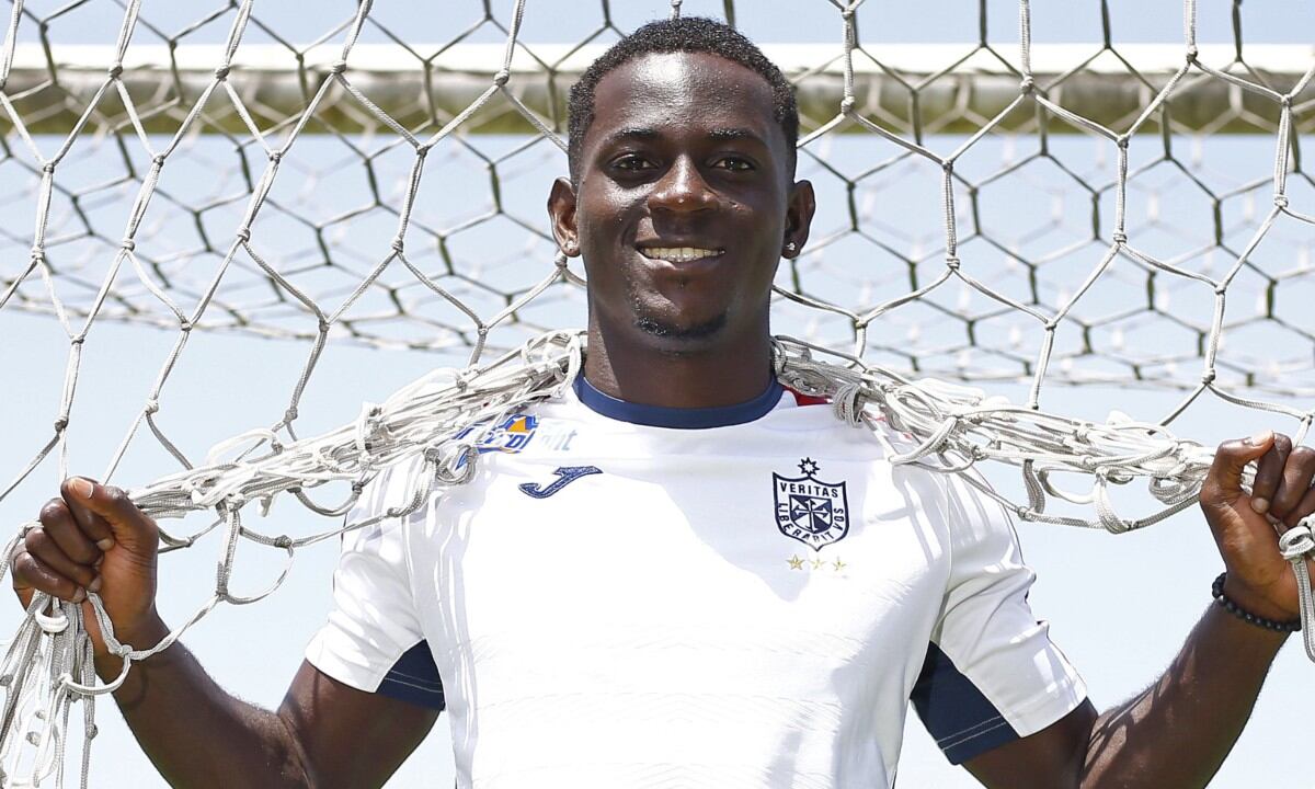 Aké Loba jugó en la San Martín en 2018. (GEC)