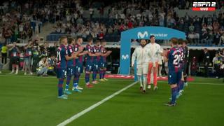 Lo que no sucedió en el Wanda, sucedió en el Bernabéu: el ‘pasillo’ de Levante a Real Madrid