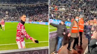 Regalo de Navidad: Cristiano Ronaldo obsequió sus guantes a un niño [VIDEO]