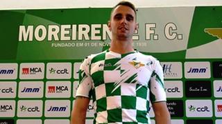 Benjamín Ubierna fue presentado como nuevo futbolista del Moreirense de Portugal