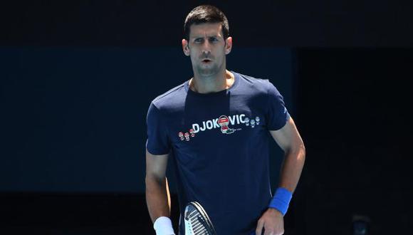 Novak Djokovic entrena en Australia a la espera del primer Grand Slam del 2022. (Foto: EFE)