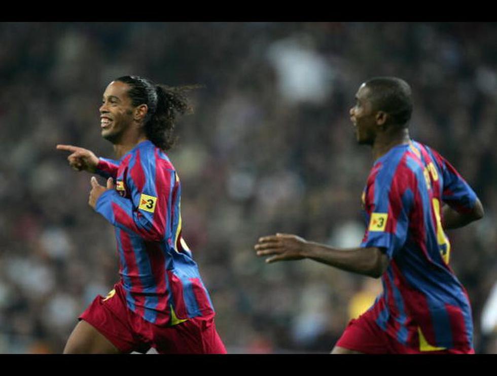 Ronaldinho y Samuel Eto'o (Getty Images).