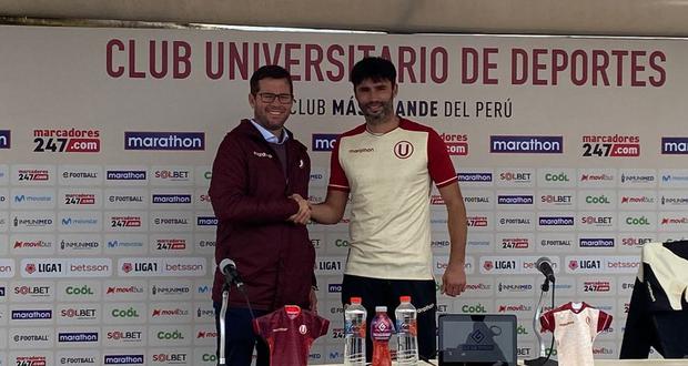Claudio Yacob fue presentado como nuevo refuerzo de Universitario de Deportes. (Foto: Irene Carranza - GEC)