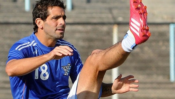 Martínez, de 38 años, estaba disputando el torneo Apertura de la Segunda División con el Villa Teresa.