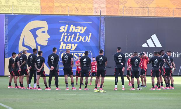 Este año, la selección peruana tendrá dos amistosos más antes de debutar en la Copa América 2024 y de continuar con los partidos de las Eliminatorias. (Foto: FPF)