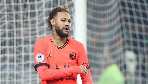 Neymar estuvo en el ojo de la crítica por sus excesos en las celebraciones de fin de año. (Getty Images)