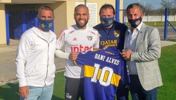 Dani Alves podría llegar a Boca juniors. (Foto: Twitter)