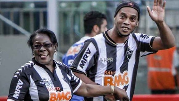 La madre de Ronaldinho Gaúcho falleció a los 71 años víctima del coronavirus. (Foto: Atlético Mineiro)