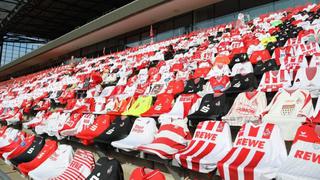 Para sentir el ‘aliento’: Colonia puso camisetas de sus hinchas en la tribuna en reinicio de la Bundesliga [FOTOS]