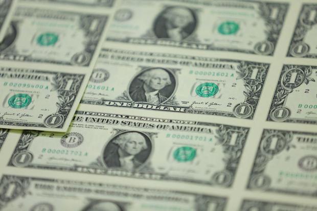 Un lote de billetes de un dólar (Foto: AFP)