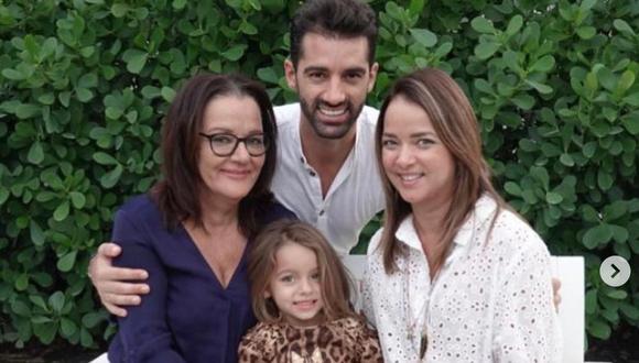 Carmen Lozano escribió mensaje en favor de su hijo Toni Costa y termina defendiendo a Adamari López. (Foto: Instagram/Toni Costa)