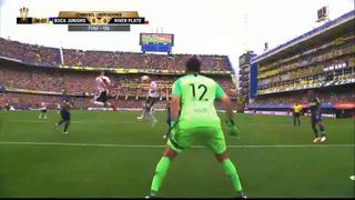 Susto en arco 'Xeneize': el peligroso remate de Gonzalo Martínez que casi le da el gol a River Plate | VIDEO