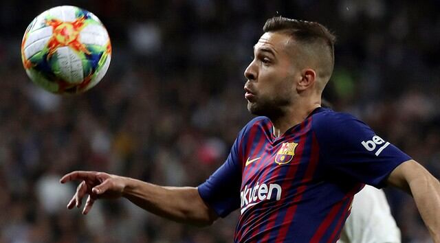 18. Jordi Alba (Barcelona) superó en la votación a Alkorta. (Foto: EFE)