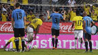 Mina marcó golazo de cabeza para el empate de Colombia ante Uruguay