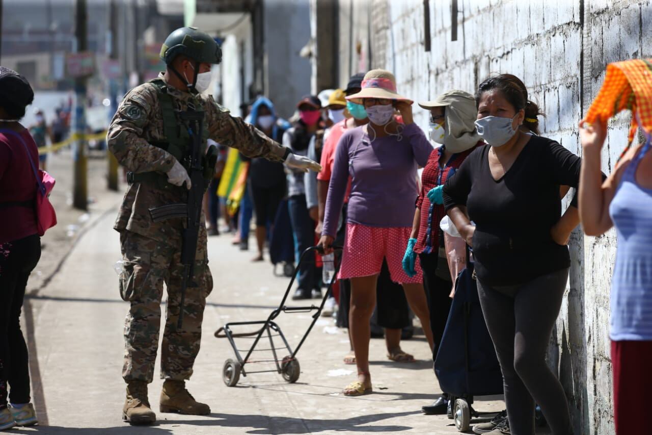 Colegio Médico del Perú exhorta al presidente Martín Vizcarra a ampliar la cuarentena. (Foto: GEC)