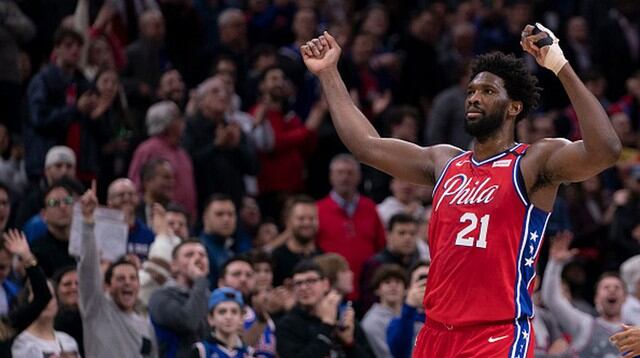 Joel Embiid de Philadelphia 76ers para el Team Giannis. (Getty Images)