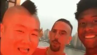 "Arturo está aquí": jugadores de Bayern Munich se encontraron con el 'Vidal' chino y bromearon con él [VIDEO]