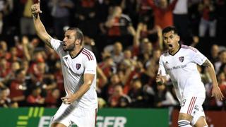 La hinchada celebró a lo grande: Mauro Guevgeozián marcó su primer gol con el Newell's Old Boys