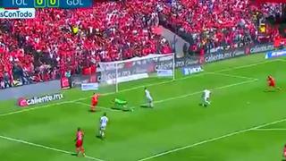 Desafiando la física: Alexis Vega anotó un golazo sin ángulo para Toluca contra Chivas por Liga MX [VIDEO]