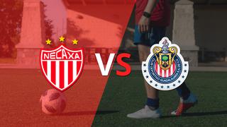 Empieza el partido entre Necaxa y Chivas