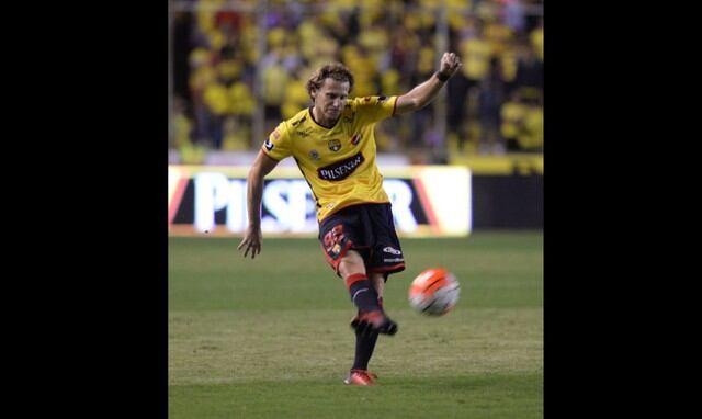 Forlán se puso la 'Amarilla' en la presentación del 2017.